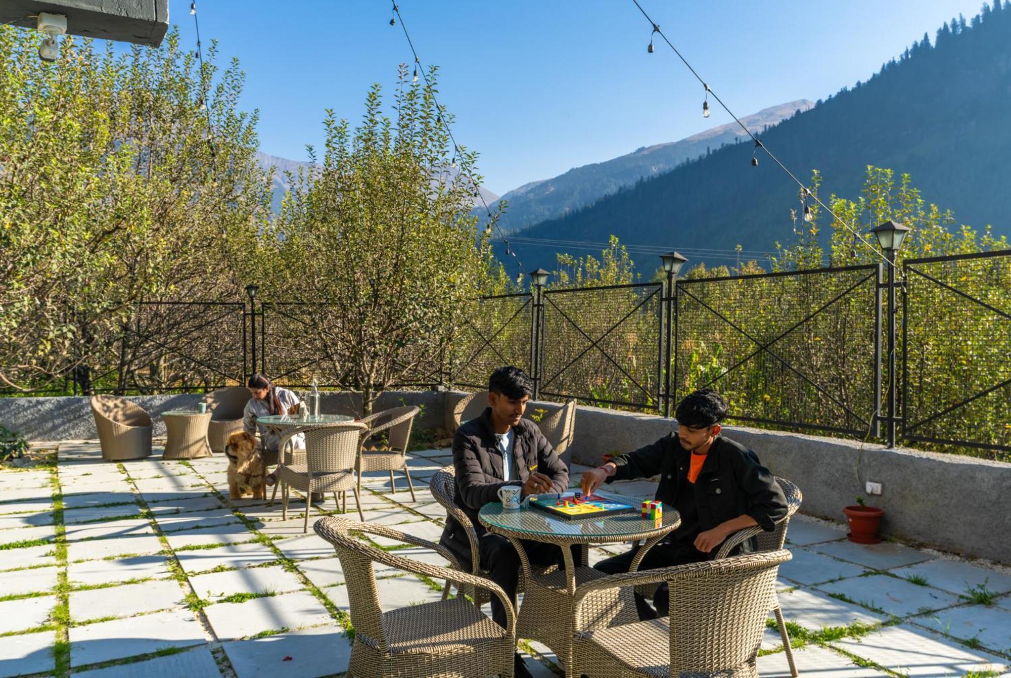 The 14 Gables, A Boutique Stay - Pet Friendly Hotel Manali  Bagian luar foto